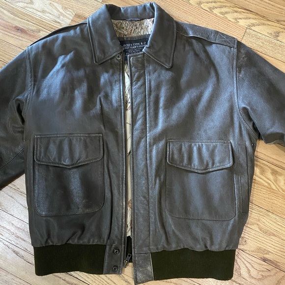 Vintage Flyer’s Leather Jacket - Picture 2 of 3